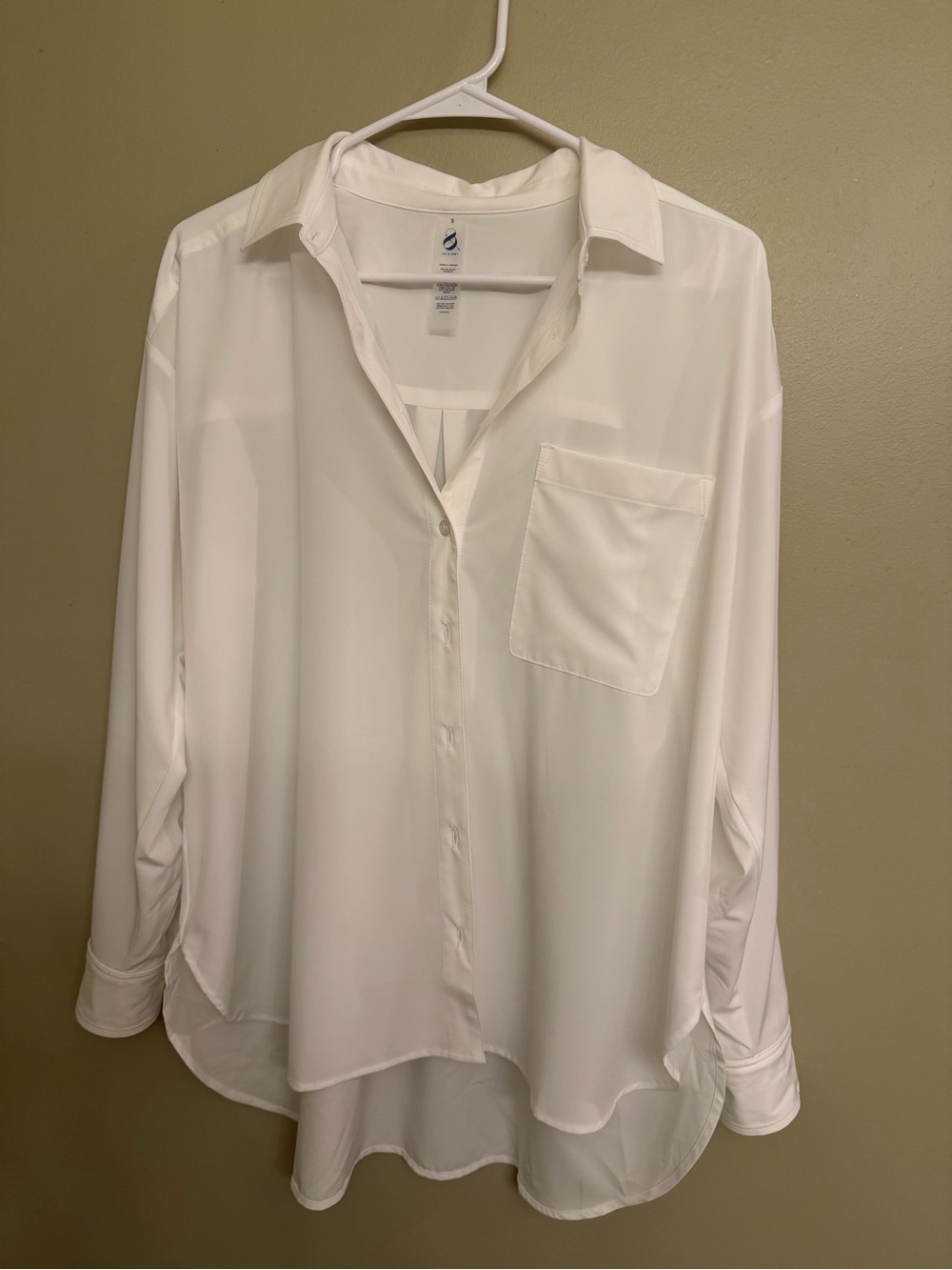 Lou & Grey White Button-Front Relaxed Pocket Shirt